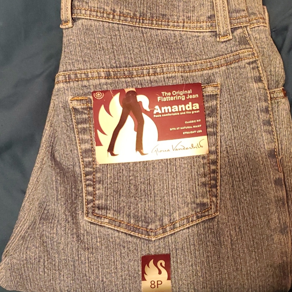 Gloria Vanderbuilt "Amanda" style jean